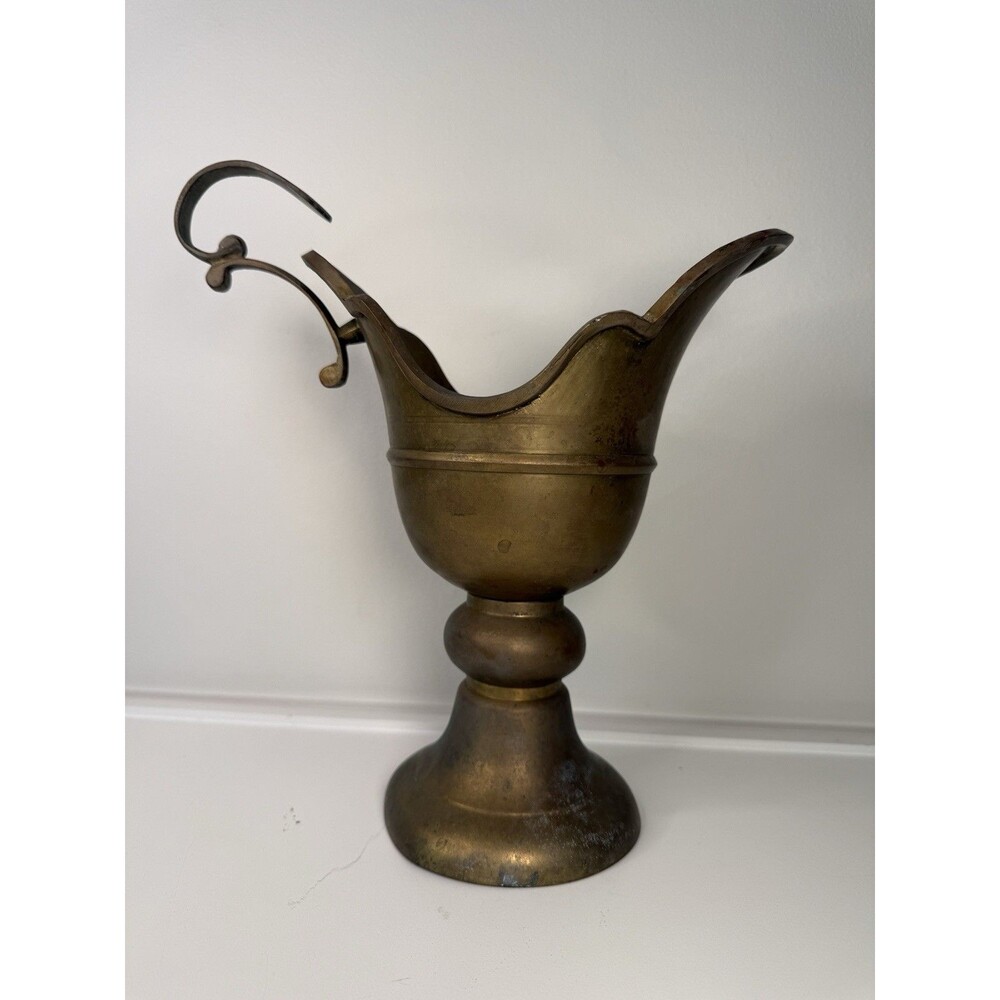 Vintage Brass Helmet Coal Scuttle Coal Hod Fireplace Bucket Primitive Decor